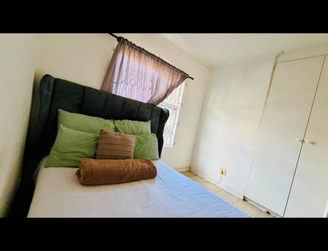 3 BEDROOM APARTMENT FOR SALE IN SEA VIEW
